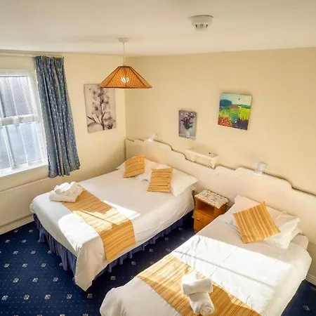 Holiday home White Heather House Town Square
