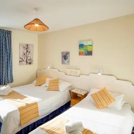 Holiday home White Heather House Town Square Clifden