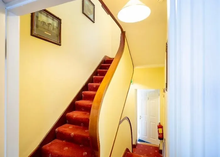 度假居 White Heather House Town Square