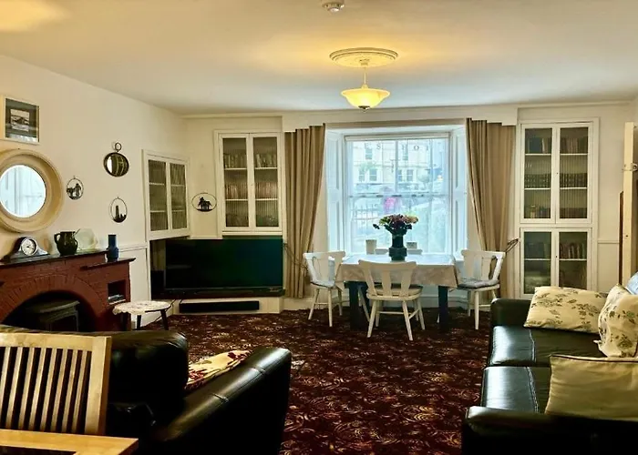 White Heather House Town Square בית נופש *